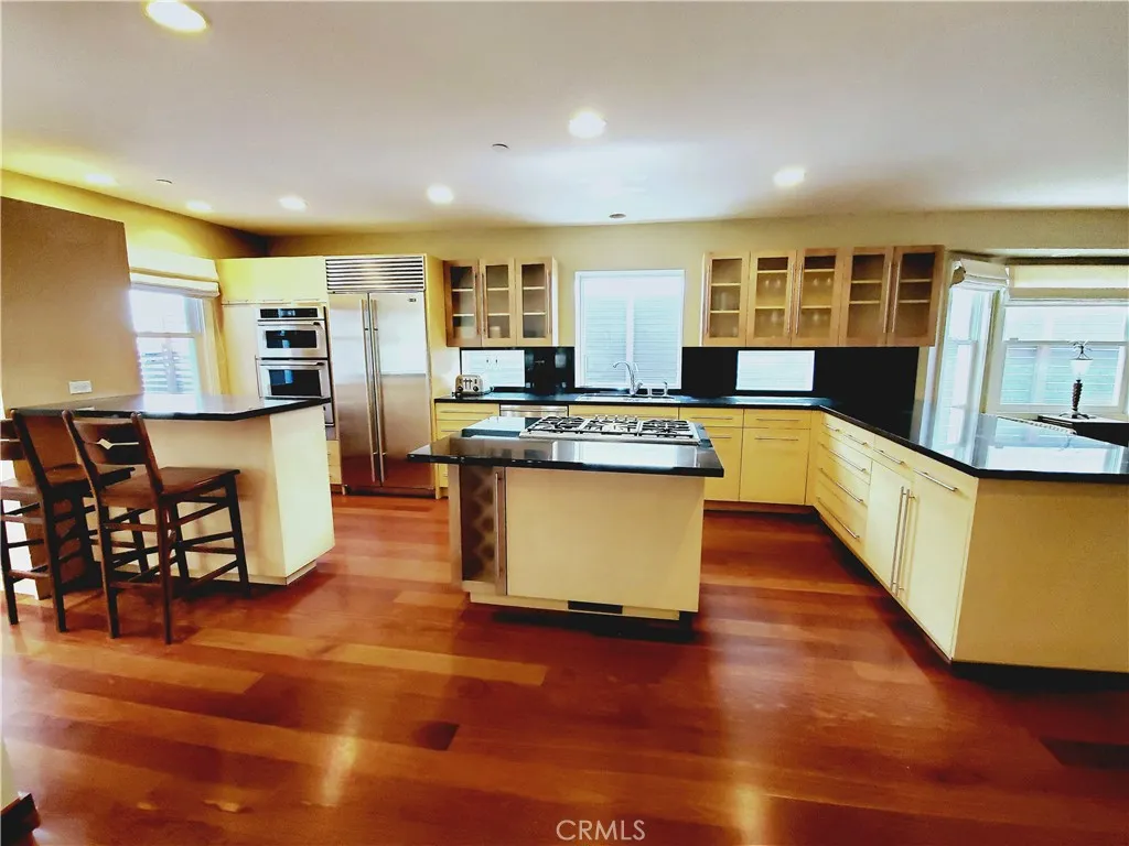 9 Vicente Terrace, Santa Monica, California 90401 home-pic-7